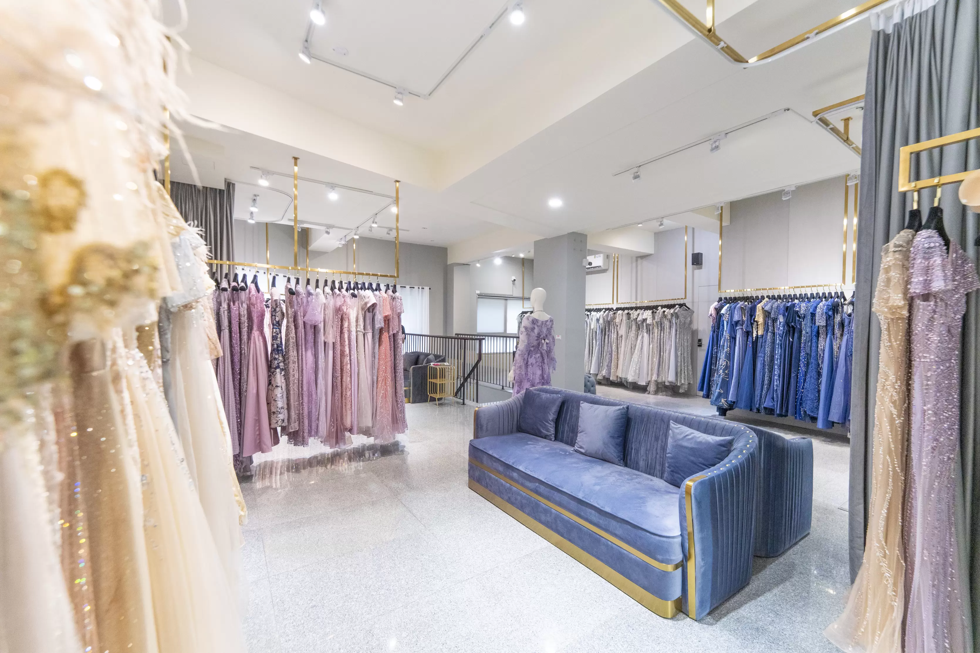 侑樂精品禮服高雄館