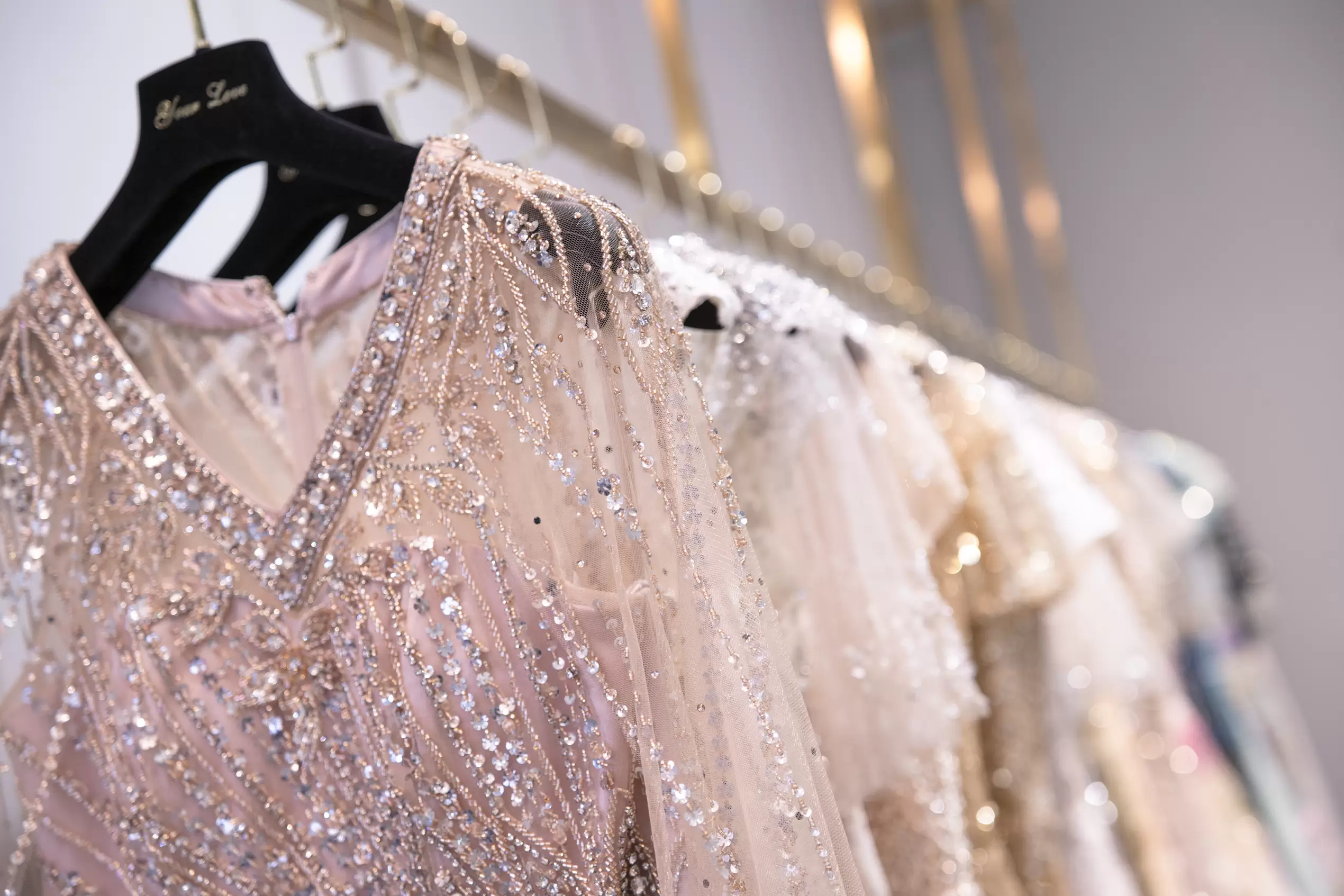 侑樂精品禮服高雄館