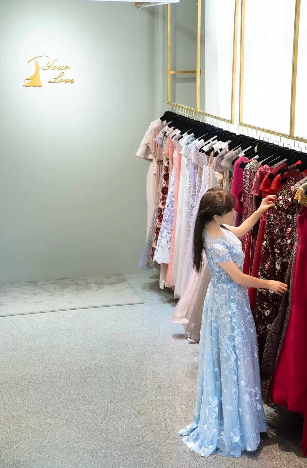 侑樂精品禮服高雄館